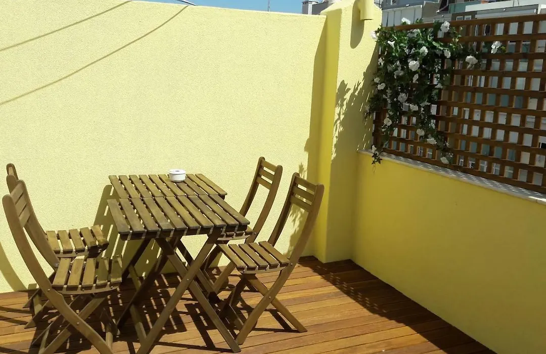 Modern Cosy Flat With Terrace In Campo De Ourique.-1