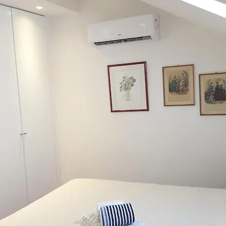 Modern Cosy Flat With Terrace In Campo De Ourique.-2